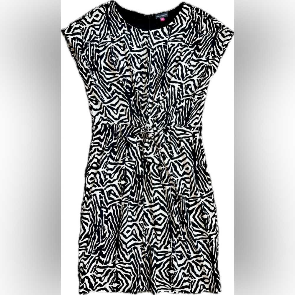 ⬇️PRICE DROP⬇️Vince Camuto Knee Length Cinched Bow Dress (6)